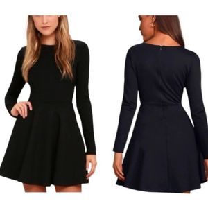 NWT Lulu’s Forever Chic Longsleeve Dress Size M